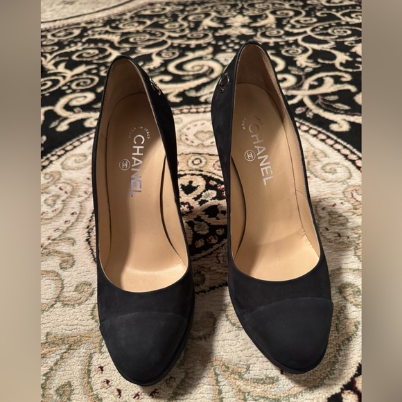CHANEL Black Suede Heels size 38 - Picture 3 of 7